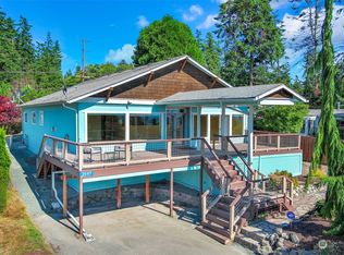 3597 Marine View Dr, Greenbank, WA 98253