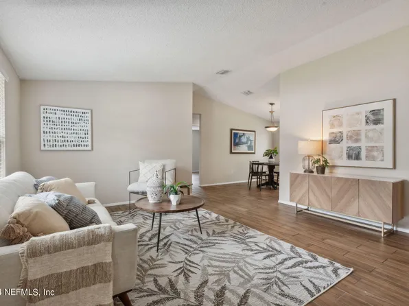 2932 DAKOTA Drive, Orange Park, FL 32065