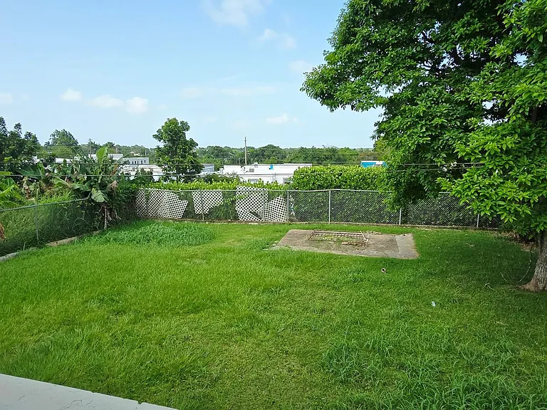 Carr #2 Urb. Villa Avelina — Photo 44