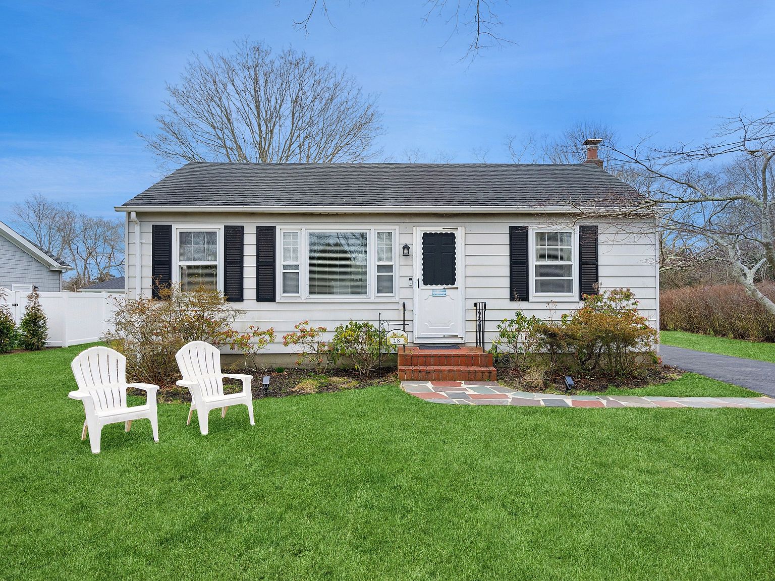 28 Hallock Rd, East Quogue, NY 11942 Zillow