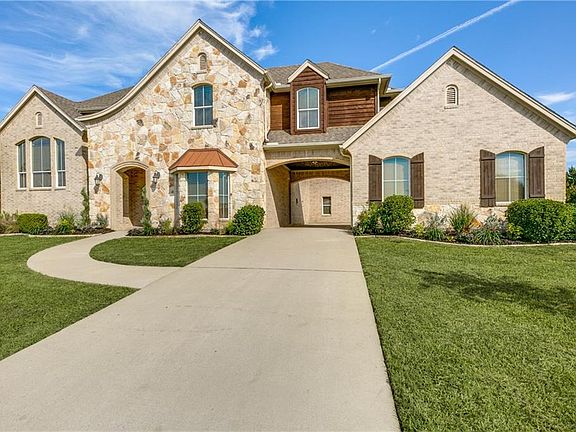 3rd image of 1019 Cove Meadow Ct