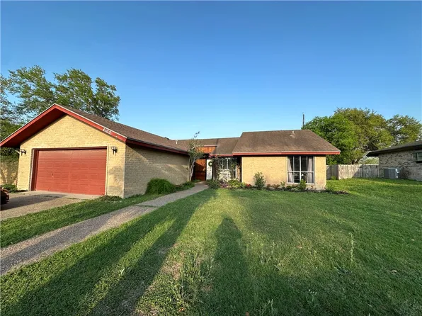 4108 Jamlie Avenue, Kingsville, TX 78363