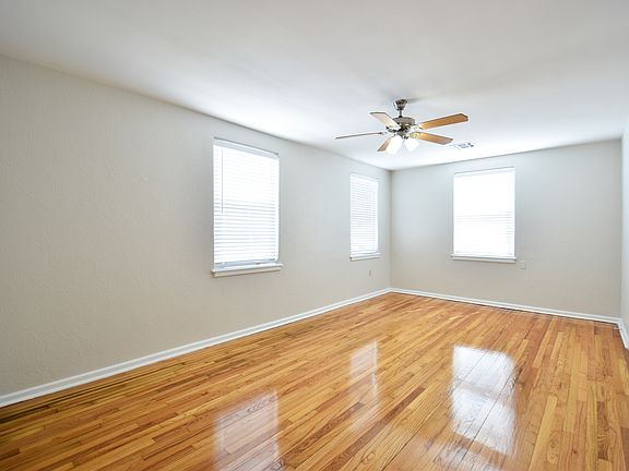 4th image of 3913 Bauvais St