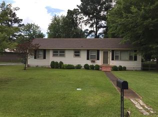 101 Cambridge Ct, Tullahoma, TN 37388