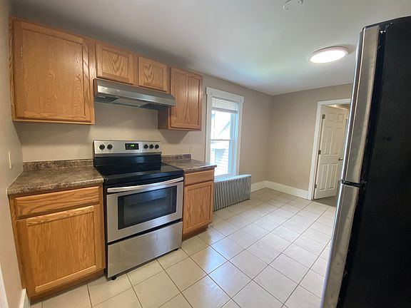 5th image of 21 Highland Ave #1