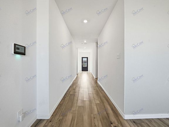 3rd image of 2528 Starwater Dr