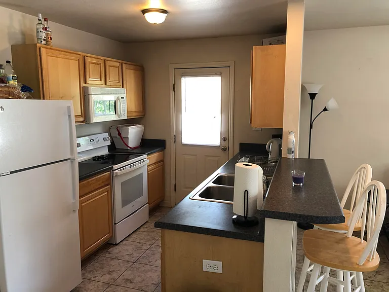 433 W Brevard St — Photo 11