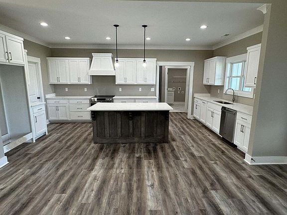 4th image of 65 Hullender Rd