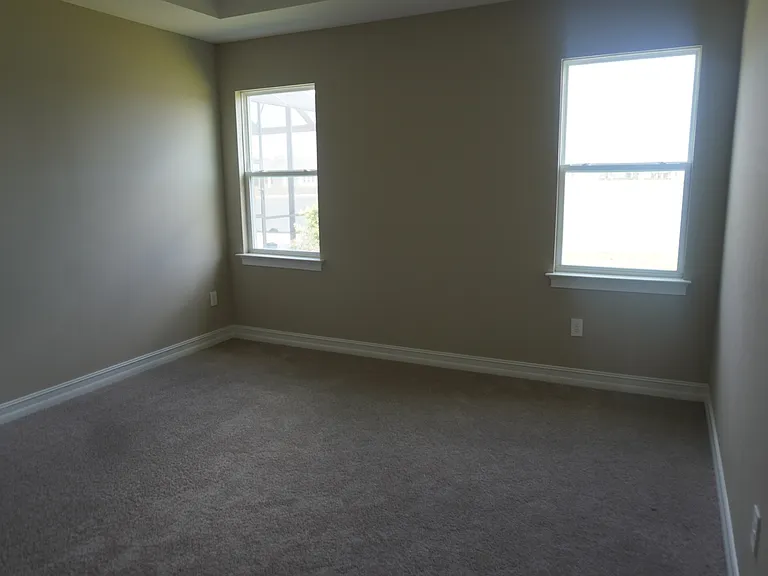 16027 Crofton Springs Way — Photo 16
