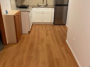 58-07 210th St FLOOR 2, Oakland Gardens, NY 11364