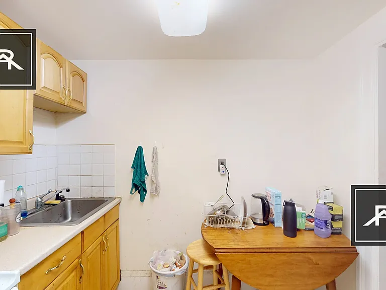 1063 Beacon St #BR — Photo 7