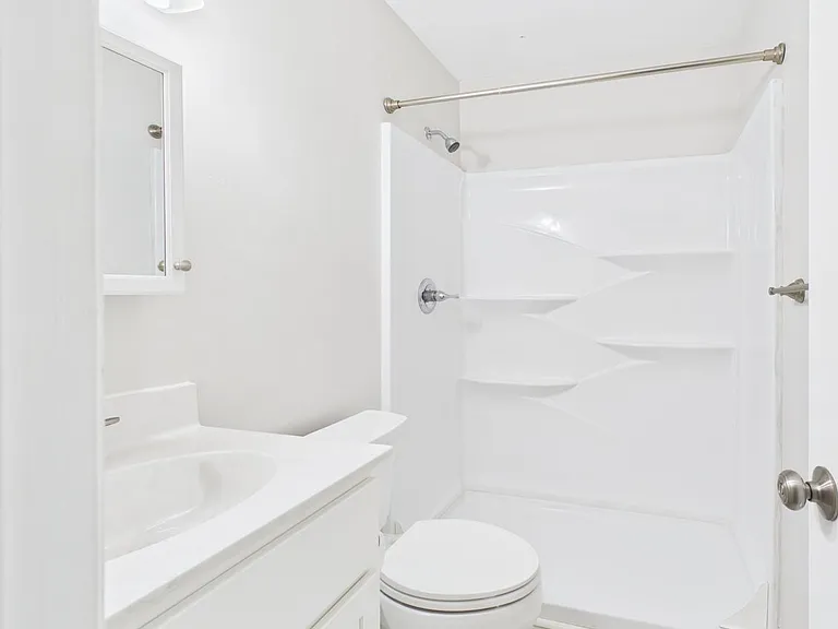 1336 Hunters Rd #C — Photo 6