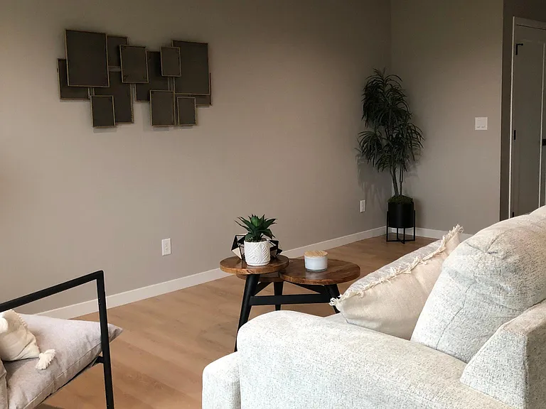 539 Harper Cir — Photo 13