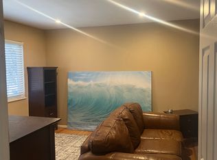 169 Beverly Dr, Camarillo, CA 93010