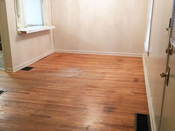 3rd image of 414 Harmar St