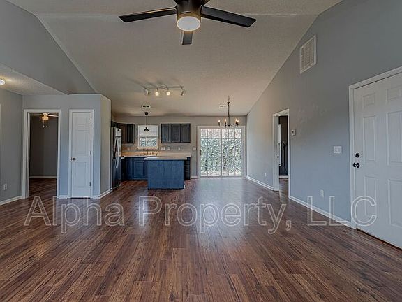 2nd image of 1901 Country Apple Ct