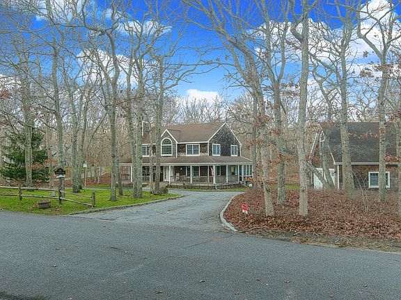 3rd image of 26 Canvasback Ln