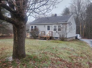 295 Groveville Rd, Buxton, ME 04093