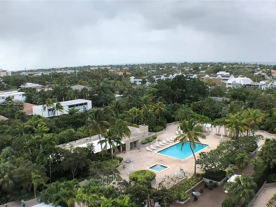 151 Crandon Blvd #833