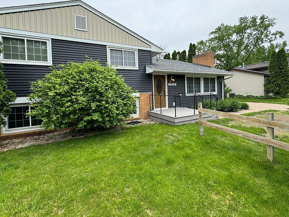 1st image of 3854 Crestwood Pl