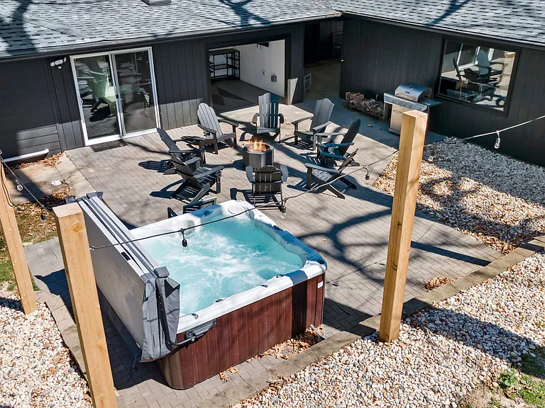 5488 Fernwood Ln — Photo 43