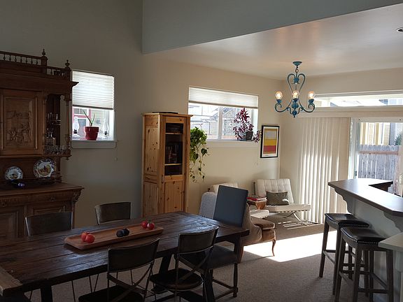 Dining/Living Room Downstair