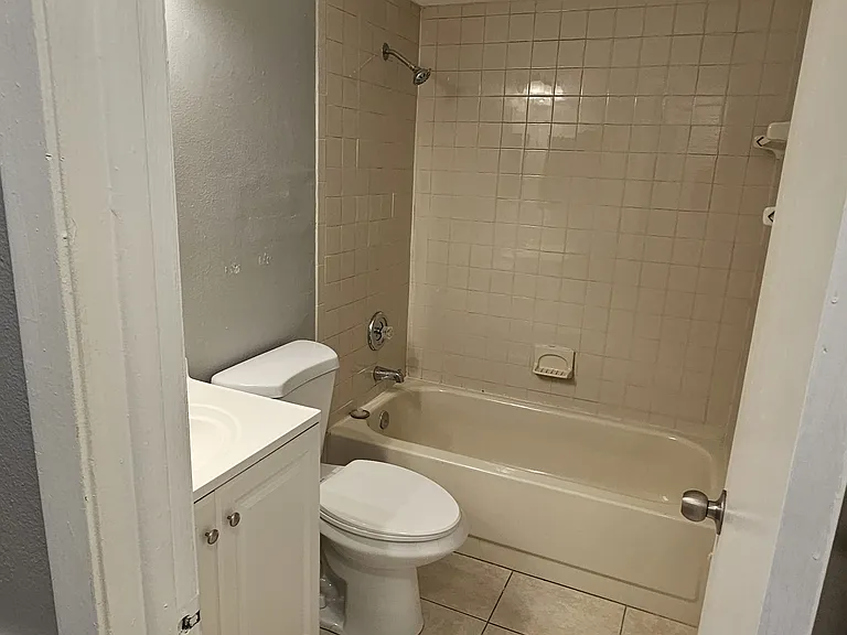 12405 Shearwater Dr — Photo 4