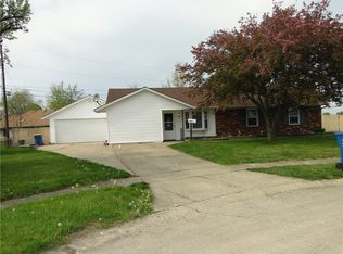 9 Locust Ct, New Whiteland, IN