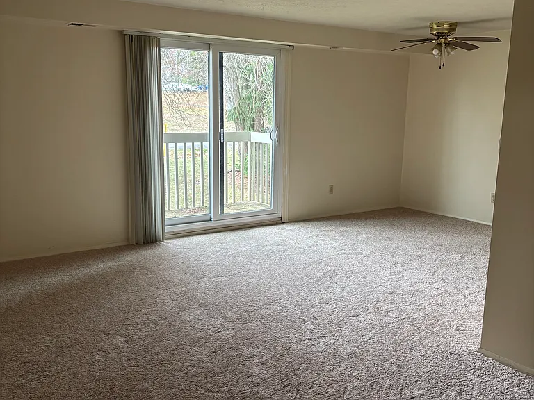 27619 Evergreen Run — Photo 8