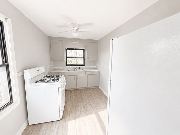 4th image of 12 Knowlton Ave #224493