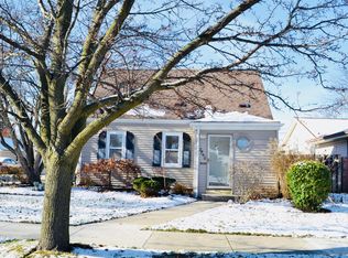 7946 29th Ave, Kenosha, WI 53143