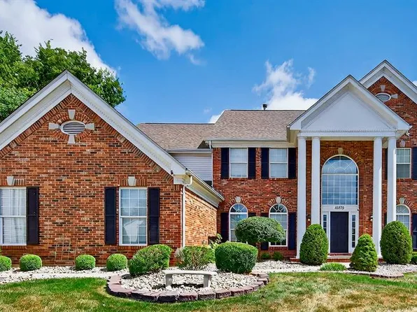 15575 Meadowbrook Circle Ln, Chesterfield, MO 63017