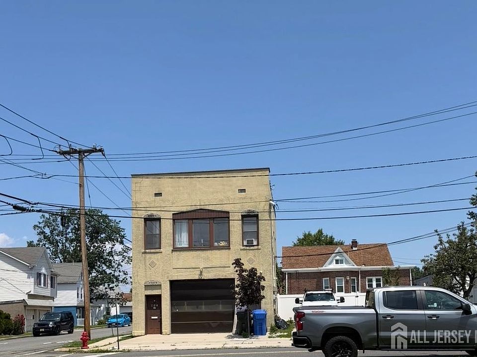 2nd image of 24 May Street