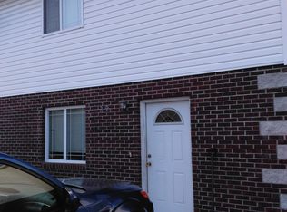 212 S 1st St, Linn, MO 65051