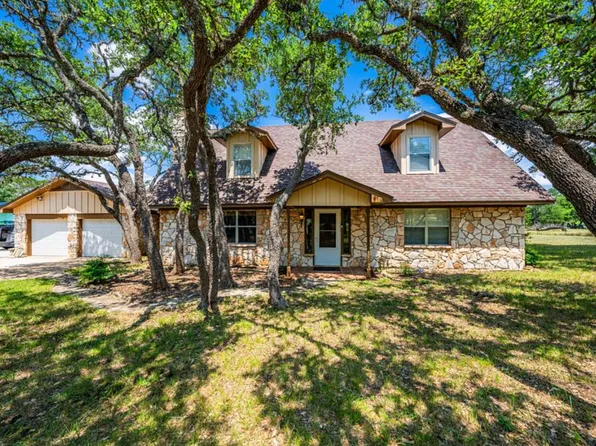270 Verde Hills Dr, Center Pt, TX 78010