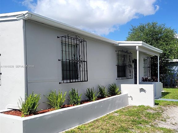4th image of 1760 NW 127th St