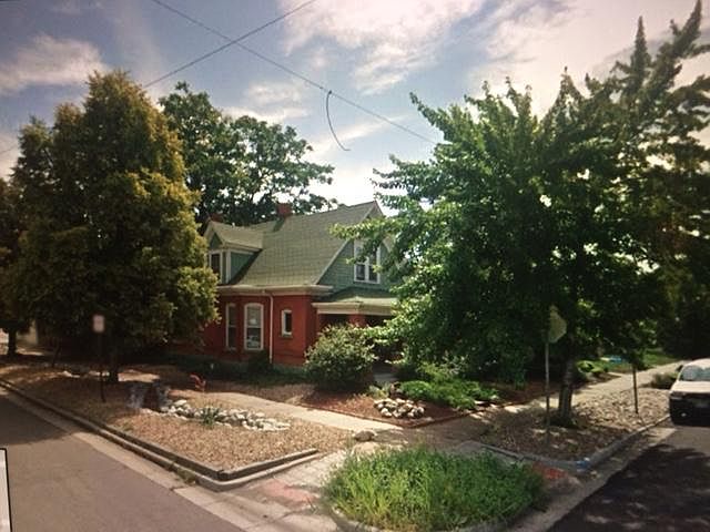 corner of S Washington st and Iowa