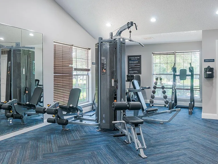 Club at North Hills Apartment Homes — Photo 23