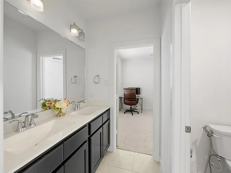 2211 Stone Lodge Ct — Photo 29
