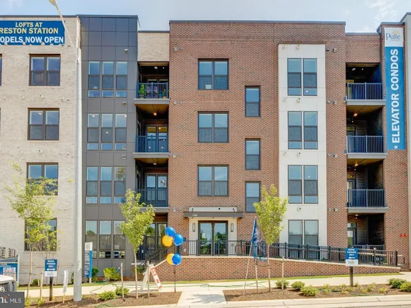 11200 Reston Station Blvd APT 304, Reston, VA 20190
