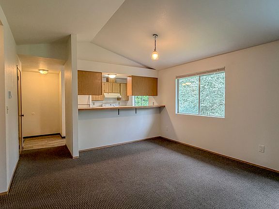 5th image of 20421 28th Ave W APT B