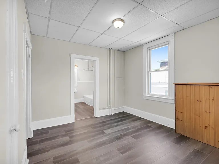 265-267 E Bertsch St #2 — Photo 14