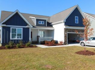 2141 Mills Crest St, Fuquay Varina, NC 27526