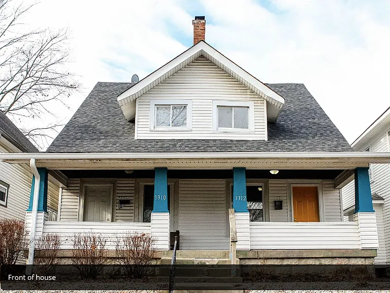 1312 N Oxford St — Photo 1