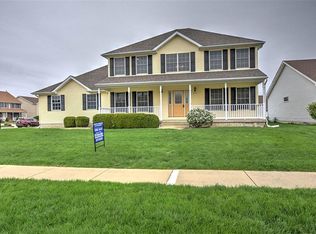 665 Phillip Cir, Forsyth, IL 62535