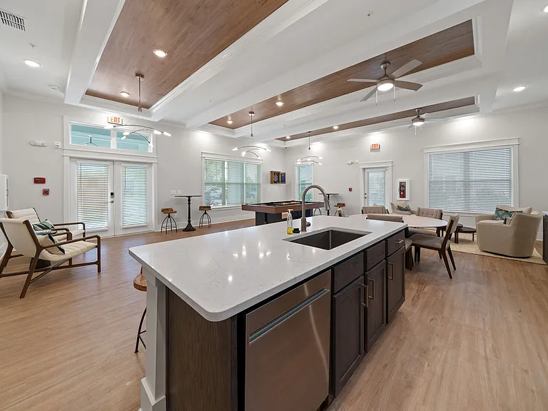 Stanford Pointe — Photo 33