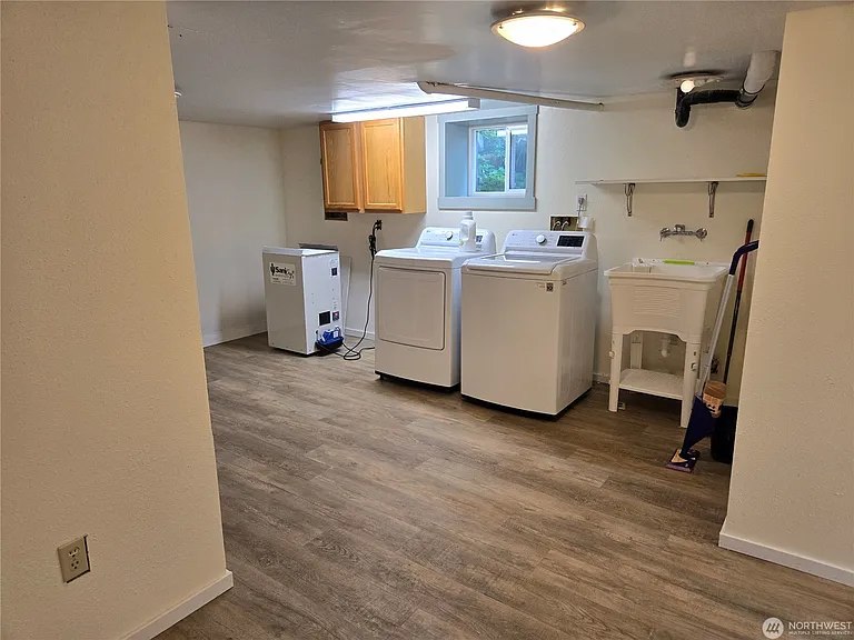 20001 Marine Dr NW — Photo 17
