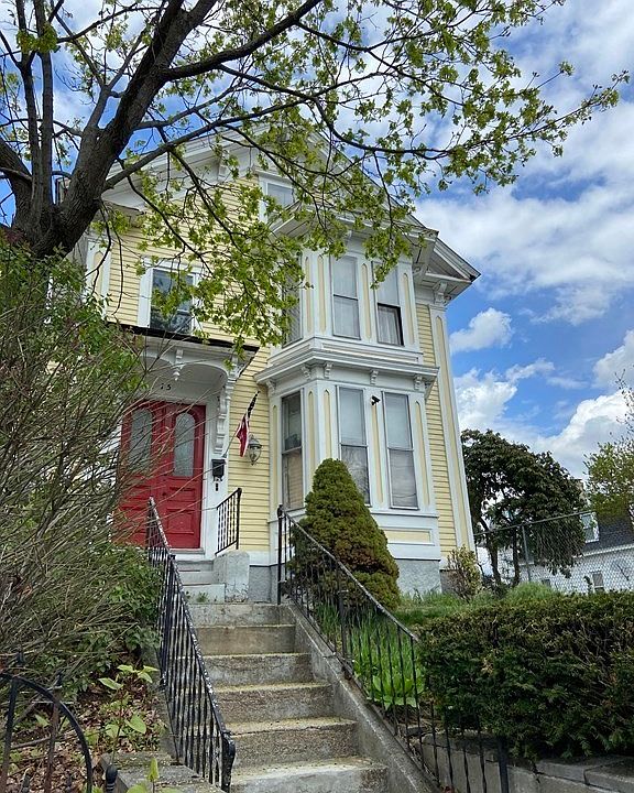 15 Varney St, Lowell, MA 01854 Zillow