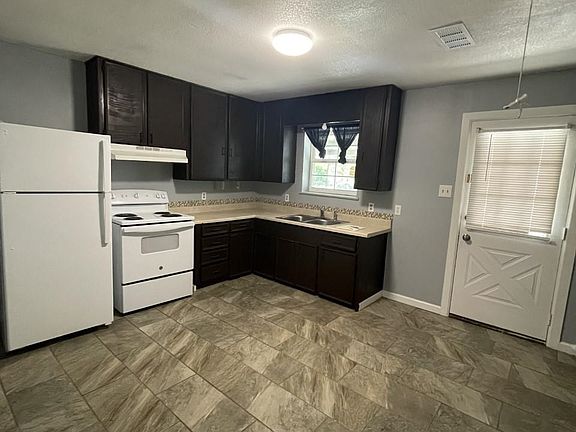 5th image of 2417-2419 Travis St