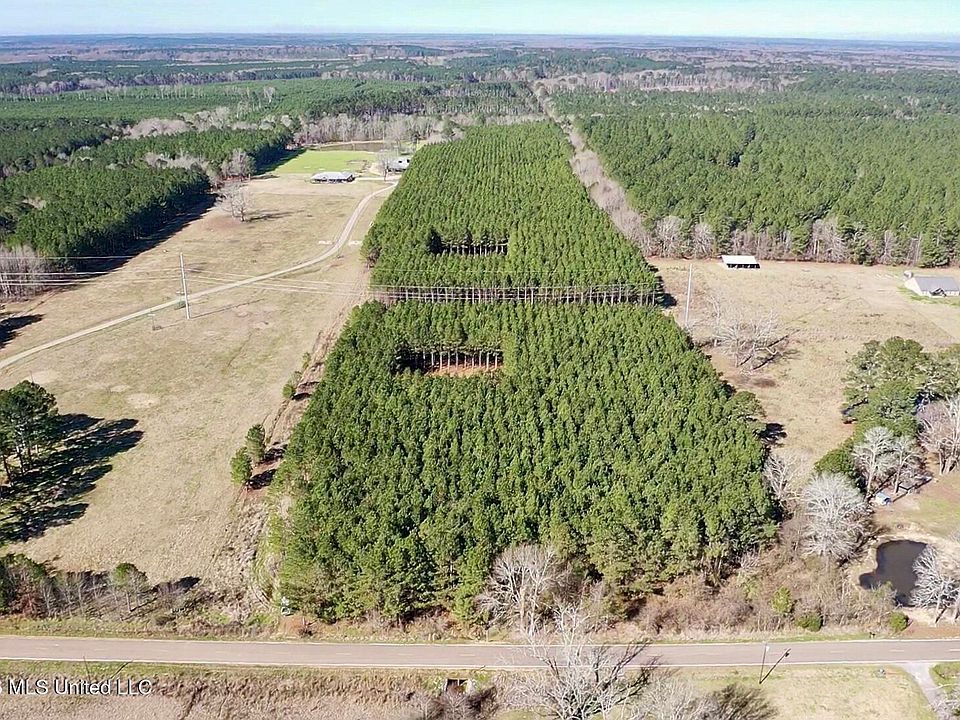 1st image of 609 Barker Rd